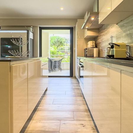 Le First By Winsome Destination Apartment Cannes Bagian luar foto