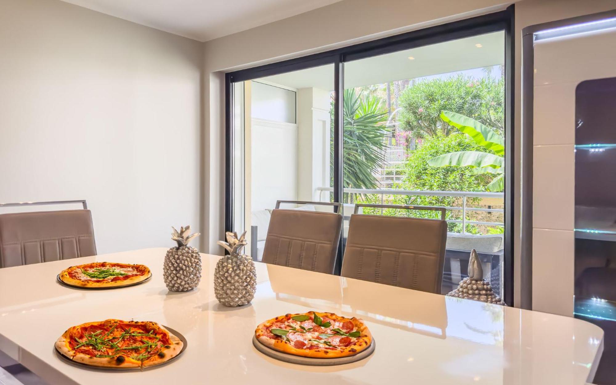 Le First By Winsome Destination Apartment Cannes Bagian luar foto