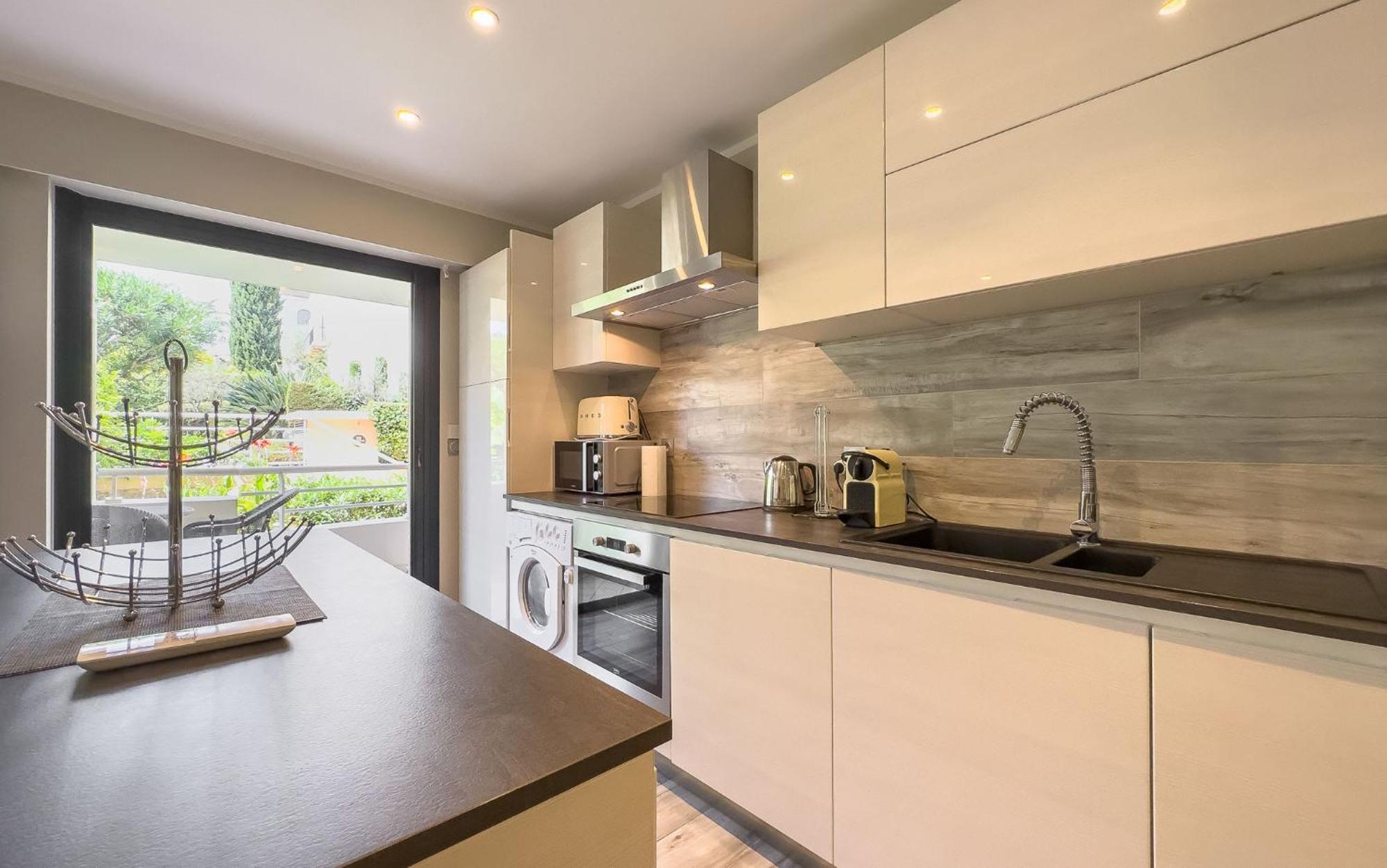 Le First By Winsome Destination Apartment Cannes Bagian luar foto